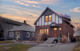 Дом в городе в Этобико, Торонто, Онтарио,  Канада за C$1 604 000