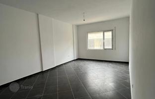 2-комнатная квартира 83 м² в Влёра за 83 000 €