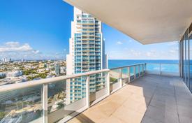 Светлые апартаменты с видом на океан в резиденции на первой линии от пляжа, Майами-Бич, Флорида, США за $3 600 000