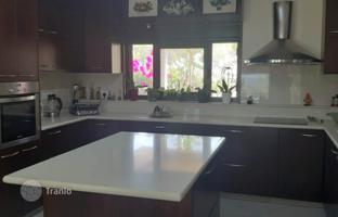 4-комнатный коттедж 290 м² в Лимасоле за 800 000 €