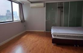 3-комнатные апартаменты в кондо в Клонг Тоей, Таиланд за $518 000