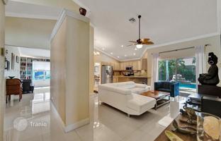 3-комнатный дом 257 м² в Дейви за $850 000