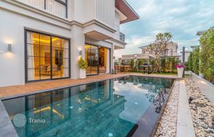5-комнатная вилла 305 м² в Паттайе за $462 000