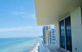 Современная квартира с видом на океан в резиденции на первой линии от пляжа, Санни Айлс Бич, США за $917 000
