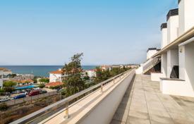 Великолепная квартира с панорамным видом на море в городе Ситжес на побережье Коста Гарраф, Испания за 990 000 €