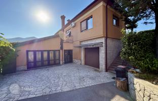 7-комнатный дом 250 м² в Матульях за 399 000 €