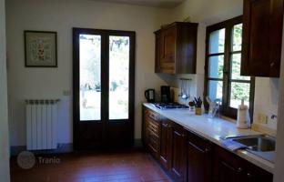 5-комнатная вилла 250 м² в Трекуанде за 800 000 €