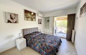 2-комнатная квартира в Каннах, Франция за 420 000 €