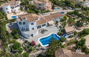 5-комнатный коттедж 428 м² в Аликанте за 1 490 000 €