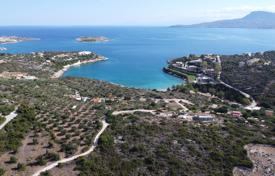 Большой земельный участок с панорамным видом на море в Лутраках, Пелопоннес, Греция за 320 000 €