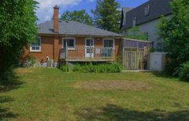 Дом в городе в Норт-Йорке, Торонто, Онтарио,  Канада за C$1 543 000