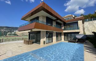 4-комнатная вилла 421 м² в Алании за 69 560 000 TRY