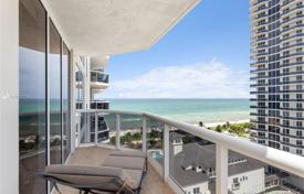Светлые апартаменты с видом на океан в резиденции на первой линии от пляжа, Майами Бич, Флорида, США за 1 164 000 €