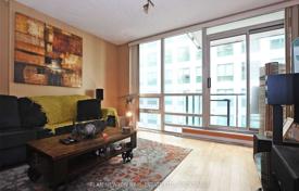 Квартира на Веллингтон-стрит Запад, Олд Торонто, Торонто,  Онтарио,   Канада за C$838 000