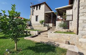 Отреставрированный каменный дом с садом и парковкой, Лигурион, Греция за 150 000 €
