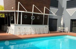 7-комнатный коттедж 610 м² в Колосси за 2 236 000 €