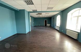 7-комнатная квартира 206 м² в Центральном районе за 300 000 €