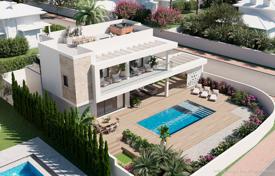 Вилла с просторным садом и бассейном, рядом с пляжем и полем для гольфа, Валенсия, Испания за 929 000 €