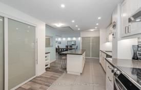 Квартира в Этобико, Торонто, Онтарио,  Канада за C$963 000