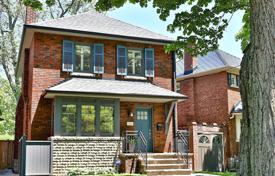 Дом в городе в Олд Торонто, Торонто, Онтарио,  Канада за C$2 173 000