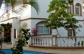 Трехэтажная вилла с садами и террасой, Адехе, Испания за 2 500 000 €