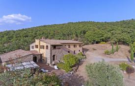 Старинное поместье с большими земельными угодьями в Сартеано, Тоскана, Италия за 1 650 000 €