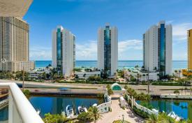Современные апартаменты с видом на океан в резиденции на первой линии от пляжа, Санни Айлс Бич, Флорида, США за 903 000 €