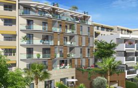 Новая квартира в жилом комплексе рядом с пляжем, Антиб, Франция за 617 000 €