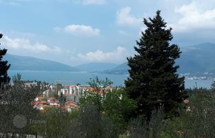 Земельный участок 11 400 м² в городе Тиват за 400 000 €