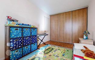 3-комнатная квартира в Норт-Йорке за C$780 000