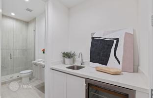 6-комнатный дом 568 м² в Дорале за $2 499 000