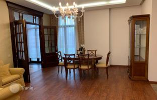 2-комнатная квартира 99 м² в Центральном районе за 300 000 €