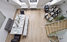 Четырехкомнатная квартира в престижном здании, 5 район Будапешта, Венгрия за 1 075 000 €