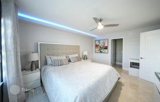 1-комнатная квартира в кондо 79 м² в Халландейл Бич за $399 000