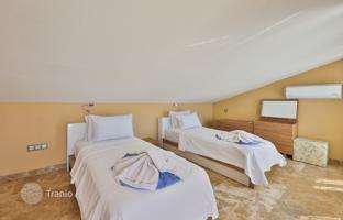 5-комнатная квартира в Калкане за 60 173 000 TRY