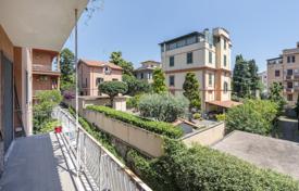 Квартира в Риме, Италия за $584 000