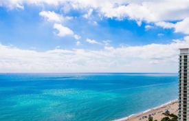 Современная квартира с видом на океан в резиденции на первой линии от пляжа, Санни Айлс Бич, США за $1 051 000