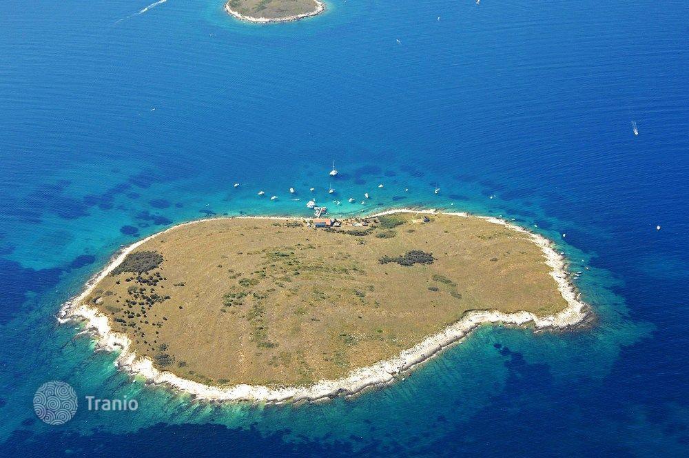 Острова за рубежом