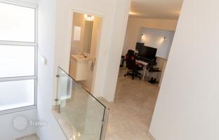 4-комнатный коттедж 334 м² в Хлораке за 1 300 000 €