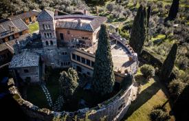 Старинный замок возле Рима за 6 000 000 €