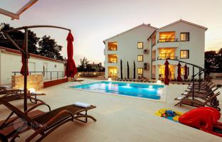 2-комнатная квартира 72 м² в Перое за 304 000 €