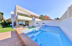 Новый таунхаус с бассейном и садом, Пуэрто Банус, Испания за 1 915 000 €