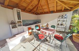 5-комнатный дом 169 м² в Омишале за 430 000 €