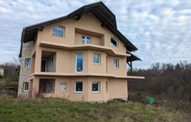 Дом Высокий дом Rohbau (фасад и окна) на природе с садом 2000 м² за 145 000 €