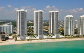 Солнечная трехспальная квартира в шаге от пляжа, Санни-Айлс-Бич, Флорида, США за 1 154 000 €