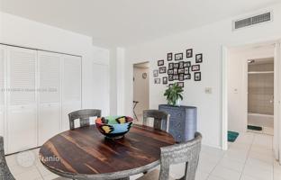 1-комнатная квартира в кондо 71 м² в Санни Айлс Бич за $369 000