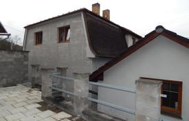 Дом в городе в Бенешове, Среднечешский край, Чехия за 429 000 €
