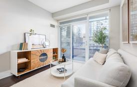 Квартира на Рохэмптон-авеню, Олд Торонто, Торонто,  Онтарио,   Канада за C$925 000
