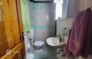 5-комнатный дом 240 м² в Неа Мудании за 700 000 €
