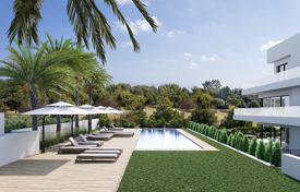 Четырехкомнатные апартаменты на первой линии поля для гольфа с собственным садом и панорамным видом, Ориуэла Коста, Испания за 459 000 €